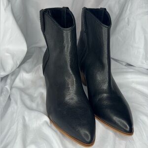 Frye and Co. Women's Black Western Ankle Boots, 7M